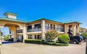 Quality Inn & Suites Abilene 2* United States